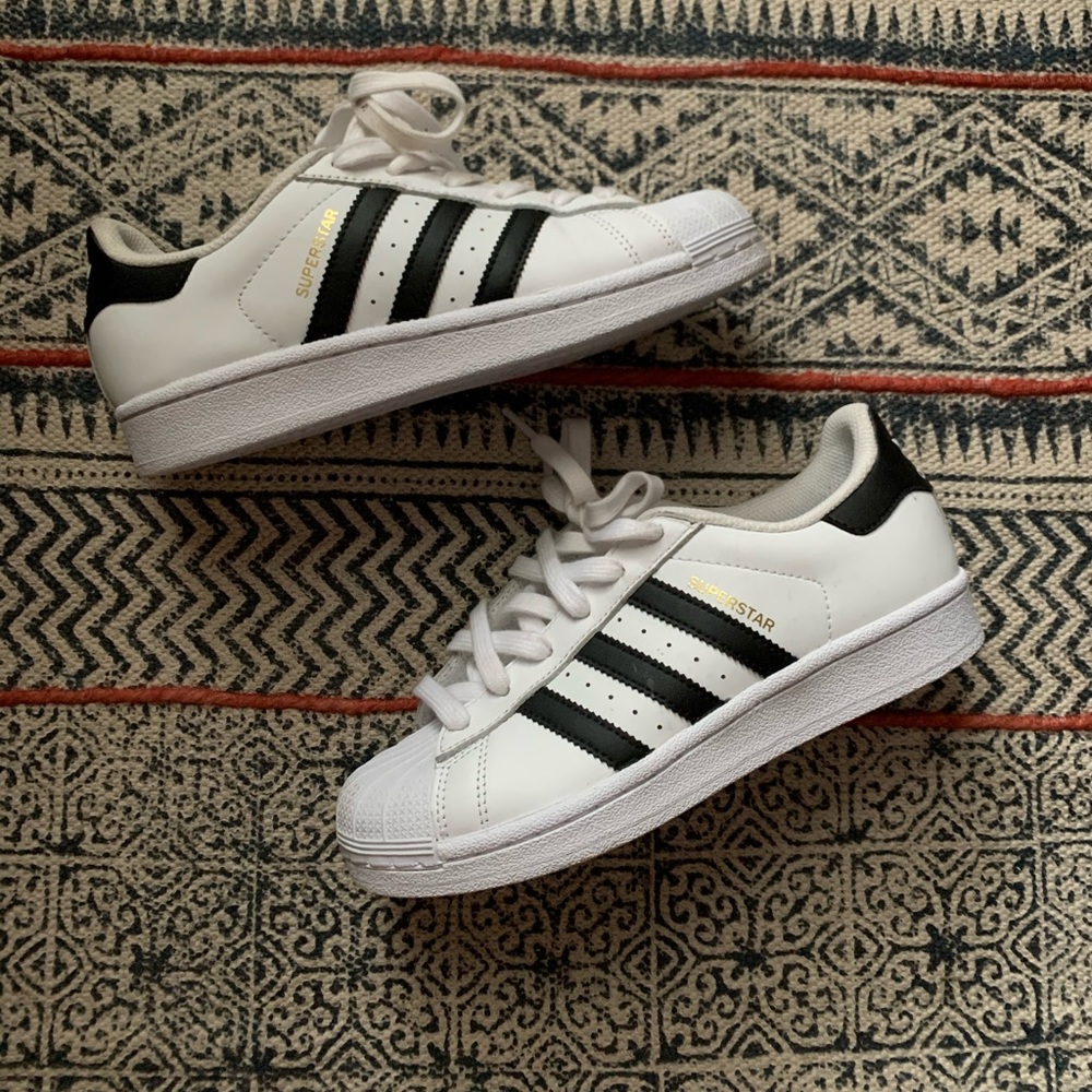 adidas superstars